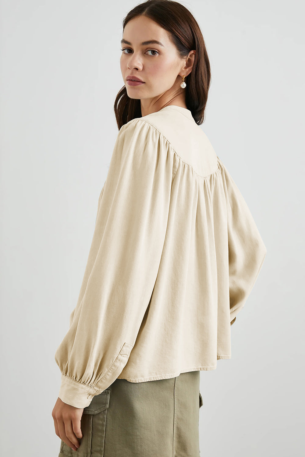 White Solid Color Lantern Sleeve Notched V Neck Blouse