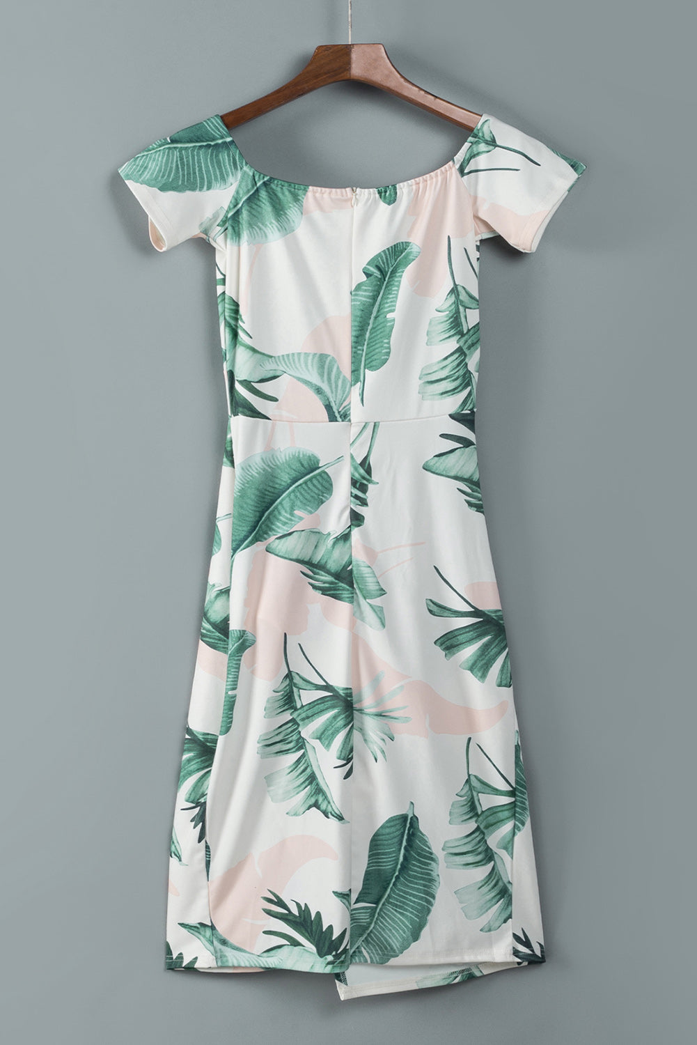 V-Neck Ruffle Slim Fit Print Dress