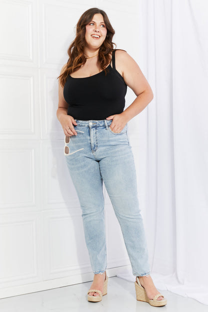 Lovervet Full Size Raw Hem High-Waisted Jeans