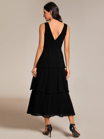 Elegant Layered Wedding Guest Dress in Chiffon A-Line Silhouette with V-Neck and Sleeveless Design