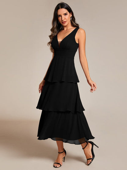 Elegant Layered Wedding Guest Dress in Chiffon A-Line Silhouette with V-Neck and Sleeveless Design