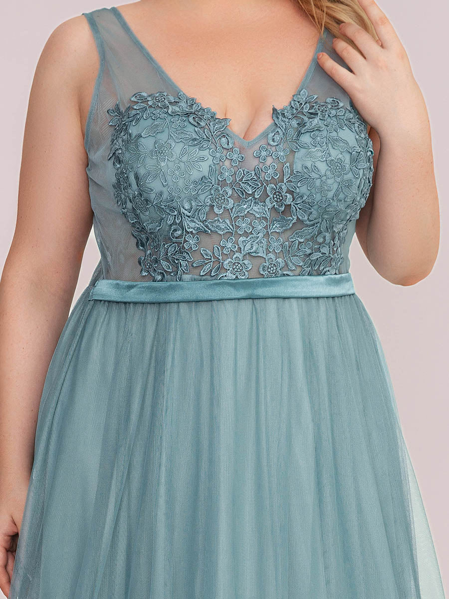 Plus Size A-Line Floral Lace Appliques Wholesale Bridesmaid Dress