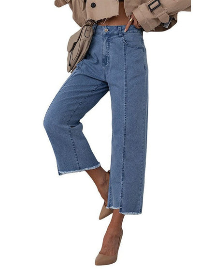 Statement Pants: Women's Stylish Wide-Leg Cropped Jeans