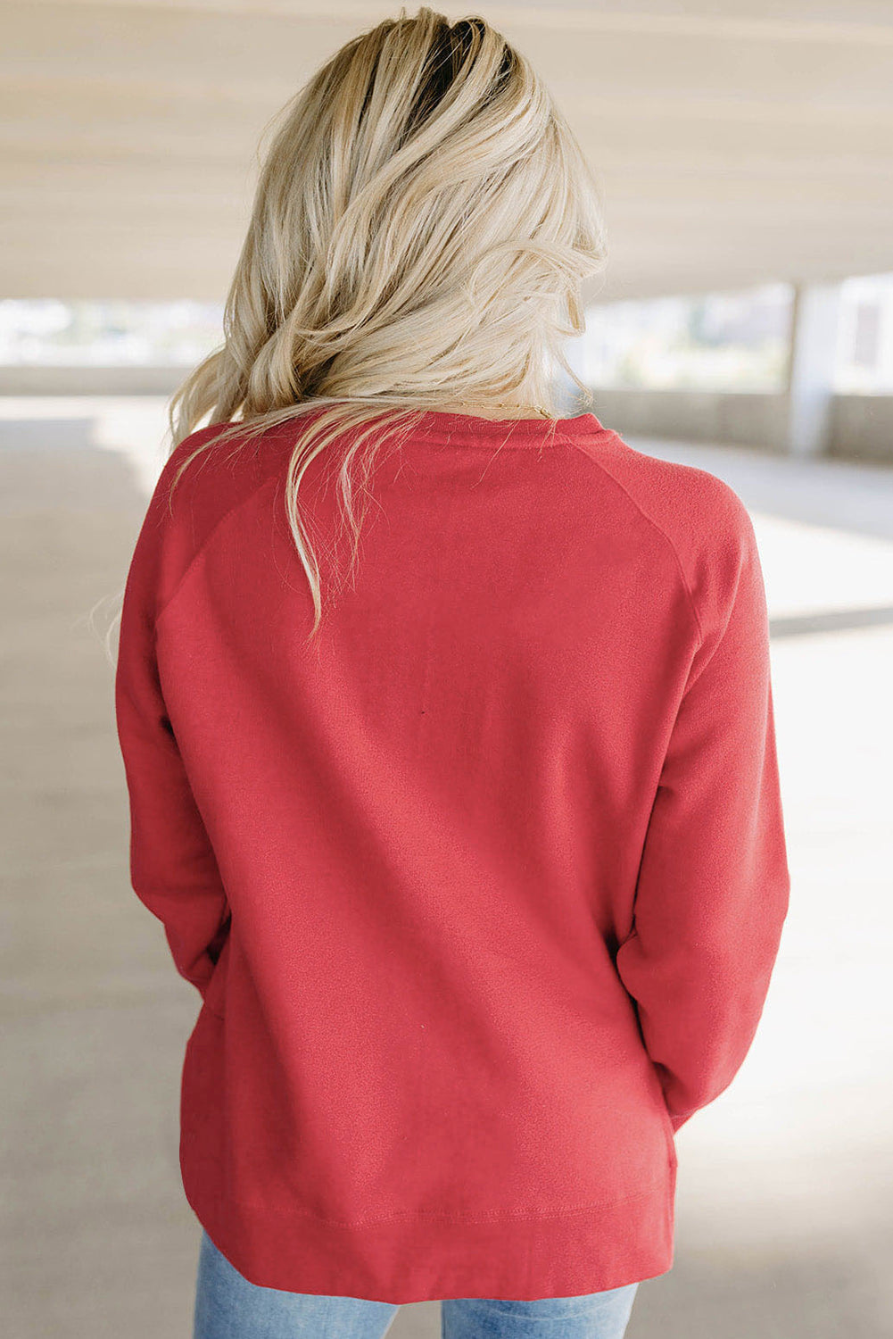 Red Heart Shaped Glitter Chenille Patched Pullover Sweatshirt