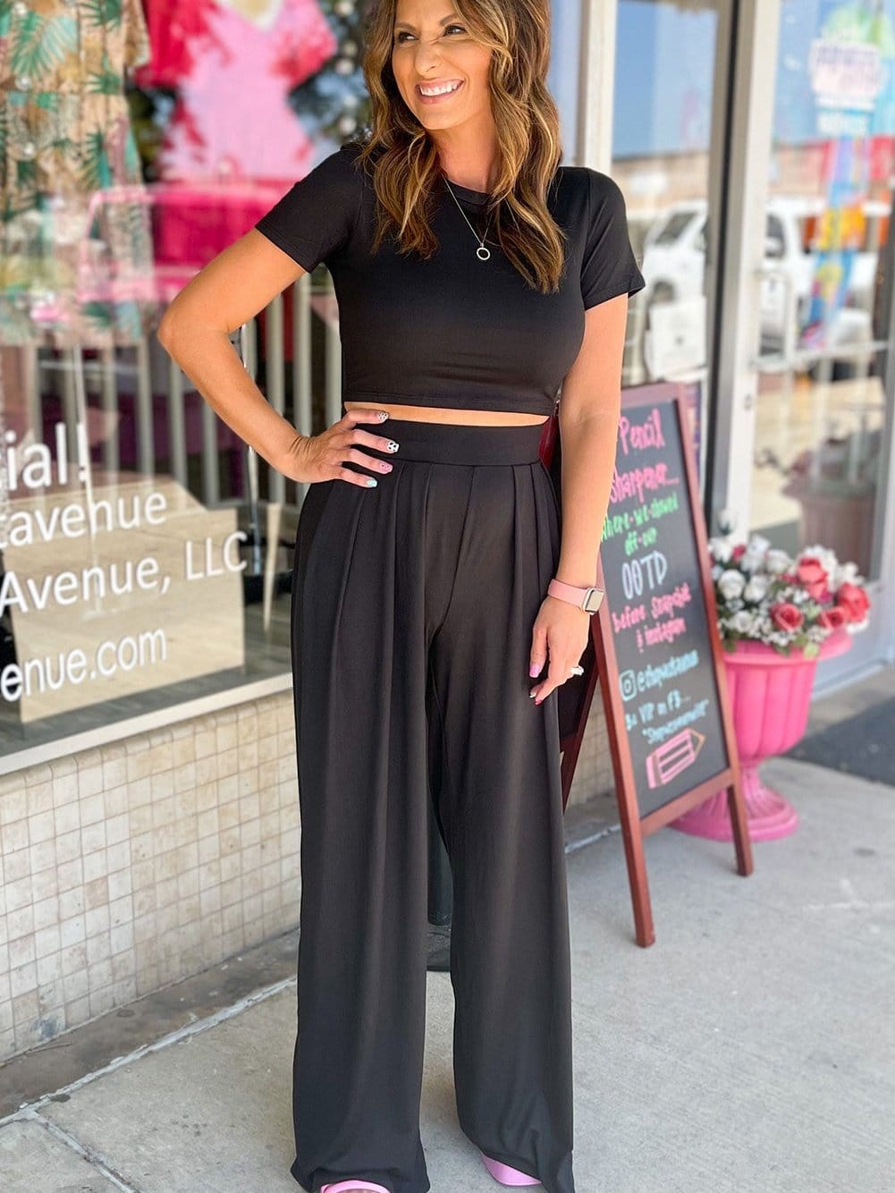 Chic Black Two-Piece Crop Top and Wide Leg Pants Set