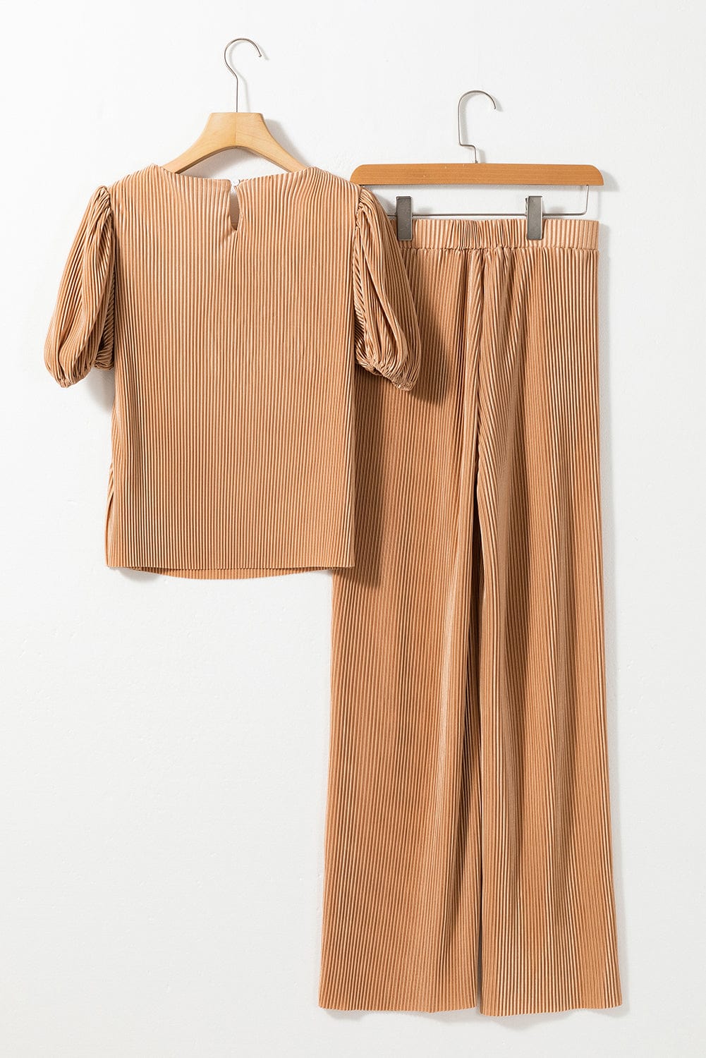 Chic Clay Pleated Two-Piece Pant Set with Puff Sleeve Tee