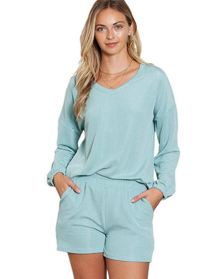 Chic Women's V-Neck Two-Piece Sports Suit with Loose Long Sleeves