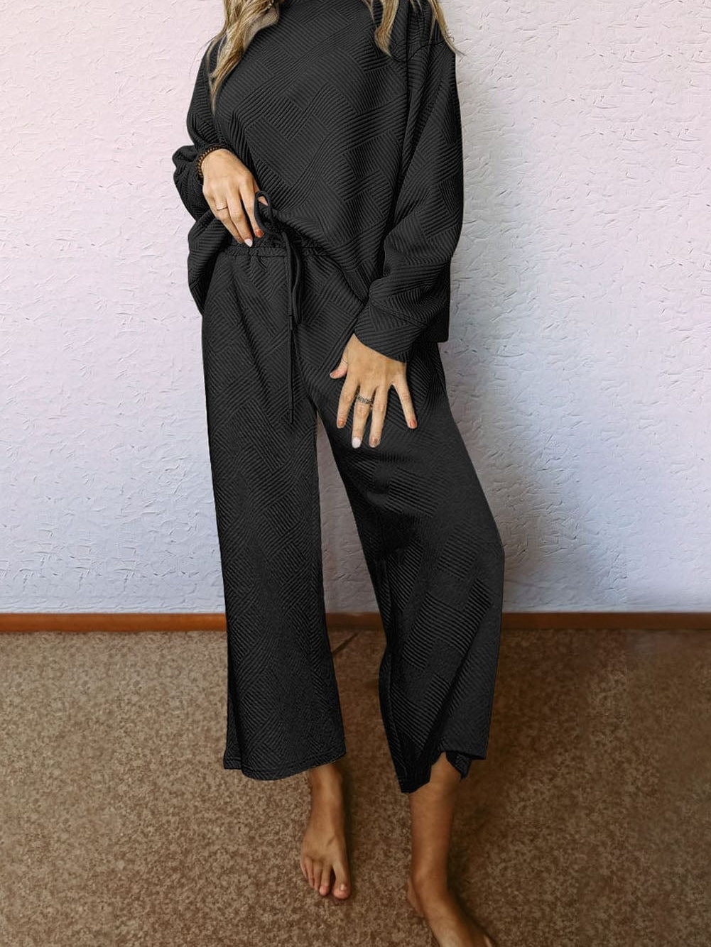 Cozy Black Ribbed 2-Piece Lounge Set