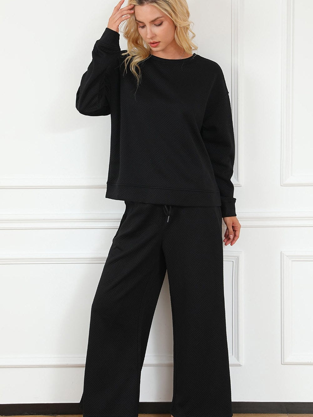 Cozy Black Ribbed 2-Piece Lounge Set