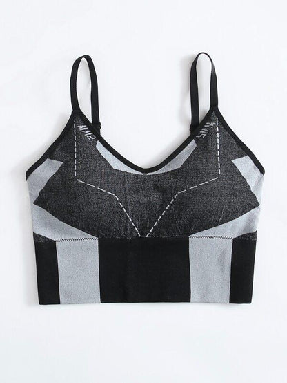 Cut And Sew Letter Graphic Sports Bra - LuckyFash™
