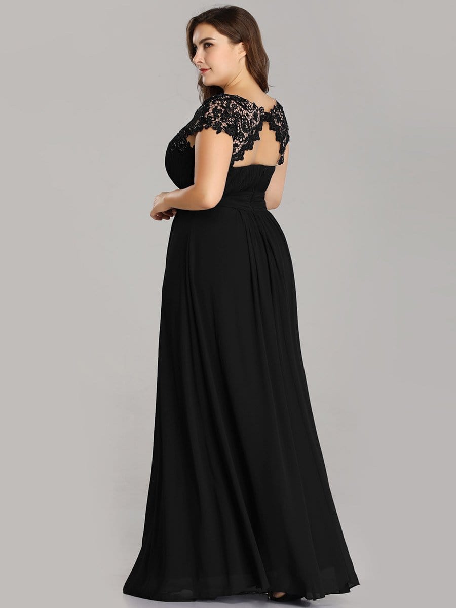 Elegant Lace Cap Sleeve Chiffon Evening Gown with Ruched Detail