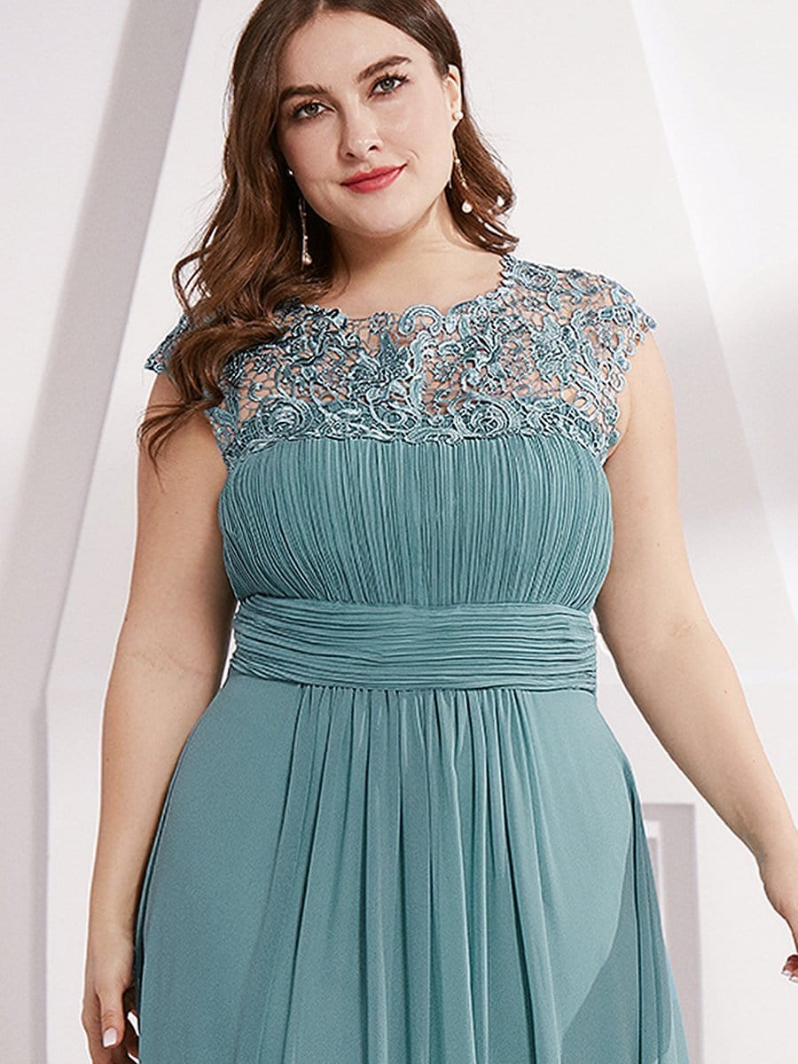 Elegant Lace Cap Sleeve Chiffon Evening Gown with Ruched Detail