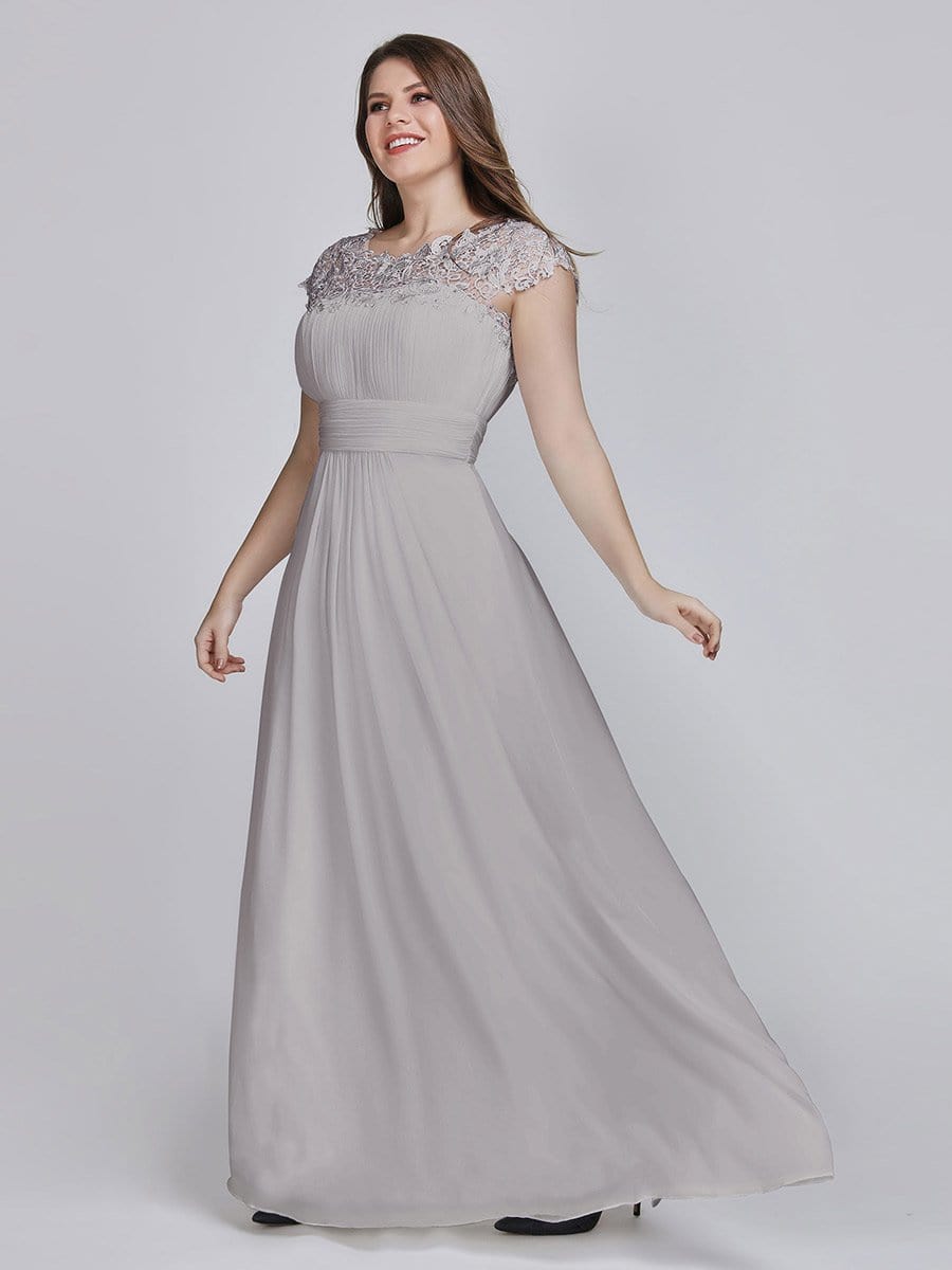 Elegant Lace Cap Sleeve Chiffon Evening Gown with Ruched Detail