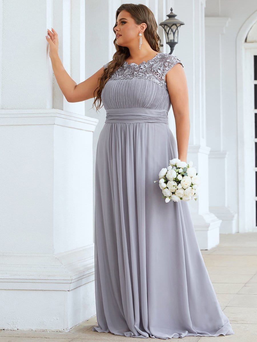 Elegant Lace Cap Sleeve Chiffon Evening Gown with Ruched Detail