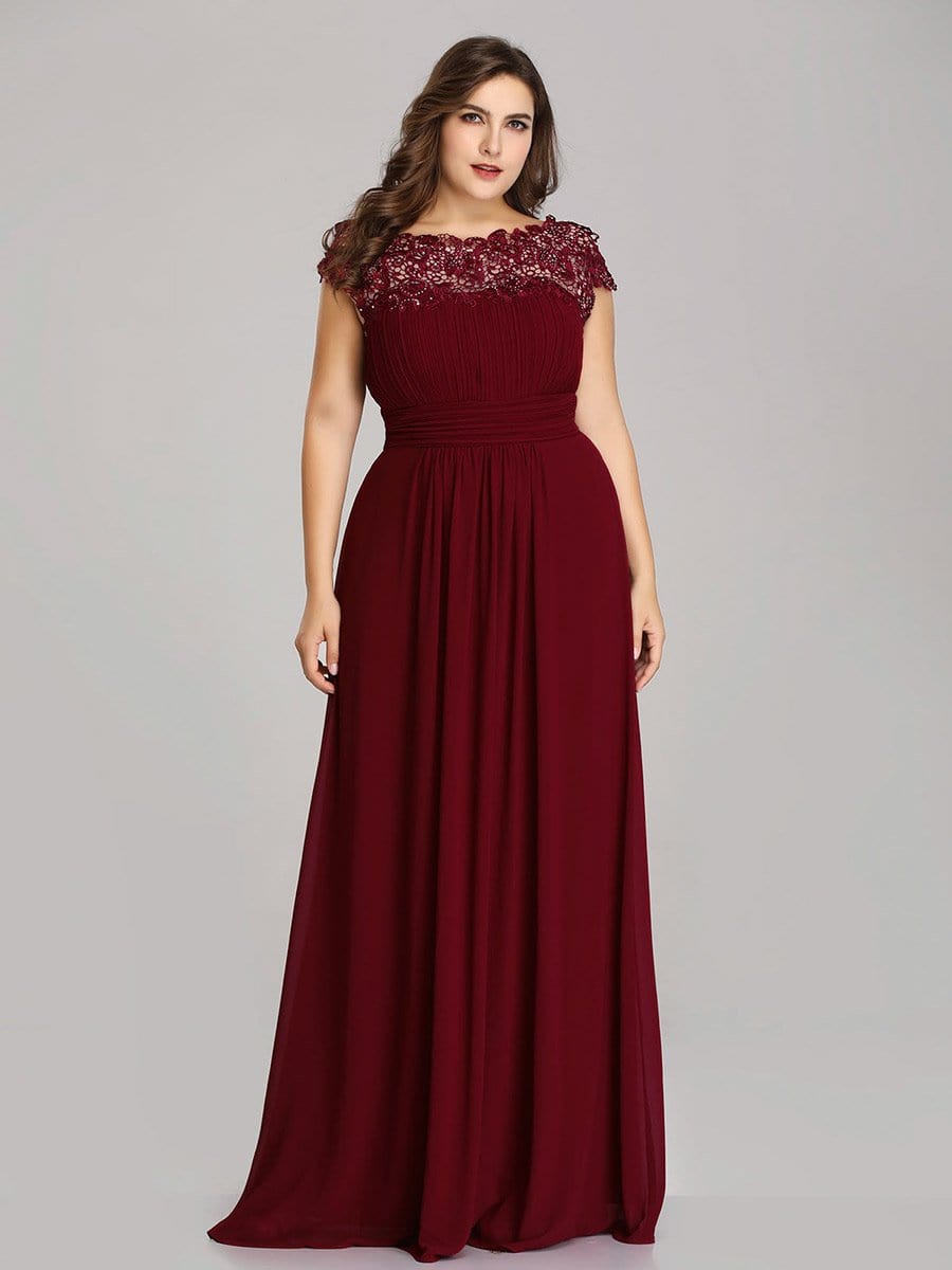 Elegant Lace Cap Sleeve Chiffon Evening Gown with Ruched Detail