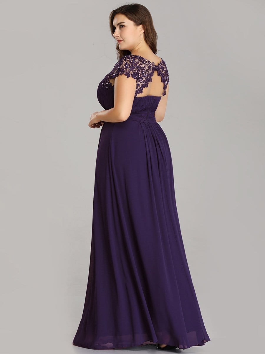 Elegant Lace Cap Sleeve Chiffon Evening Gown with Ruched Detail