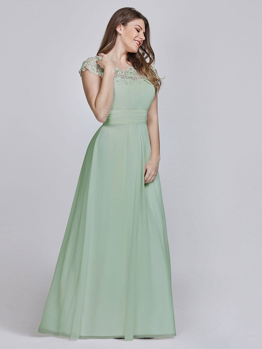 Elegant Lace Cap Sleeve Chiffon Evening Gown with Ruched Detail