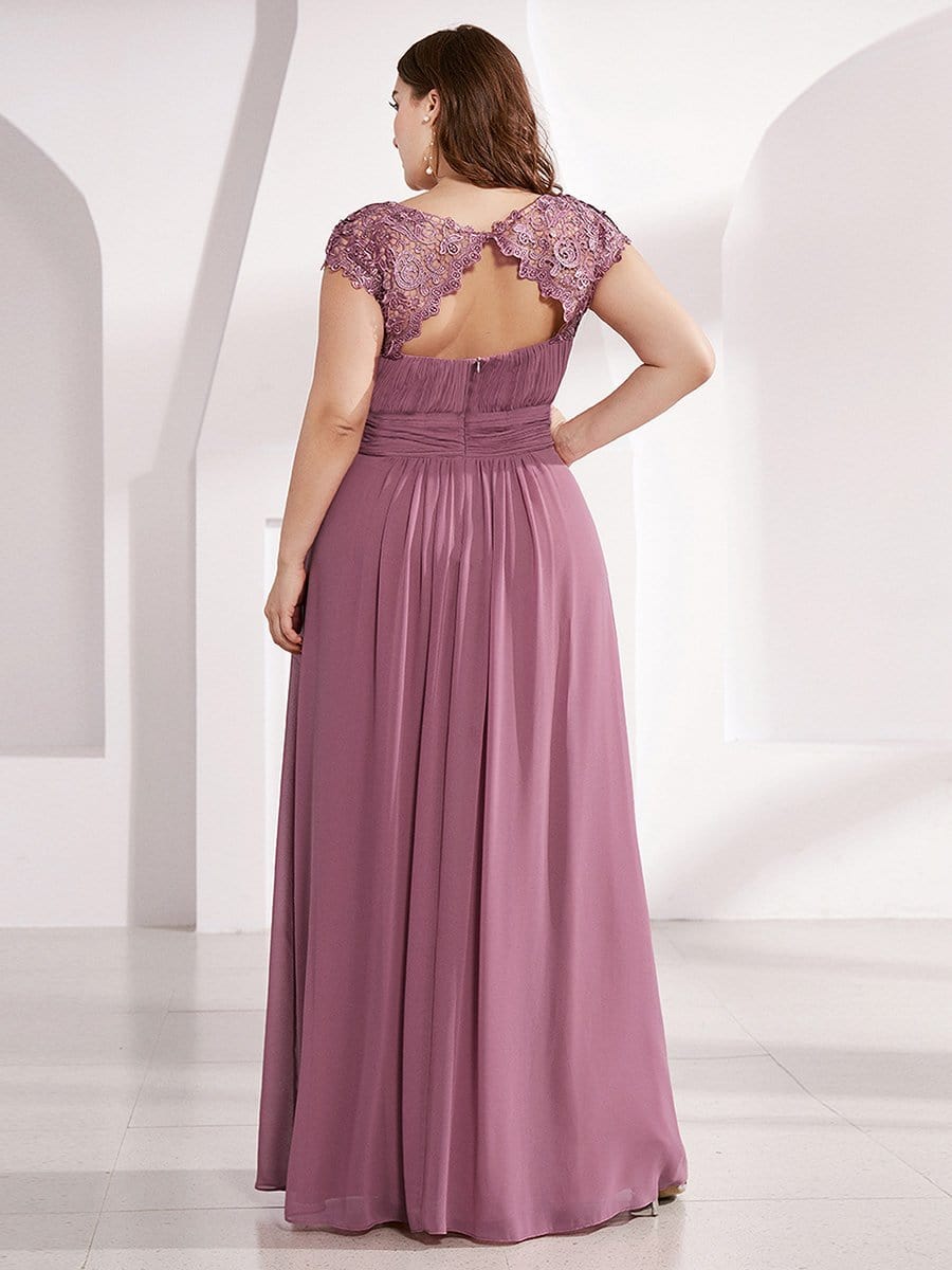 Elegant Lace Cap Sleeve Chiffon Evening Gown with Ruched Detail: Lacey Neckline Open Back Ruched Bust Plus Size Evening Dress