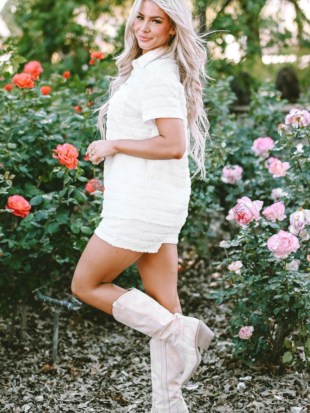 Elegant White Striped Short Sleeve Shirt and Shorts Ensemble