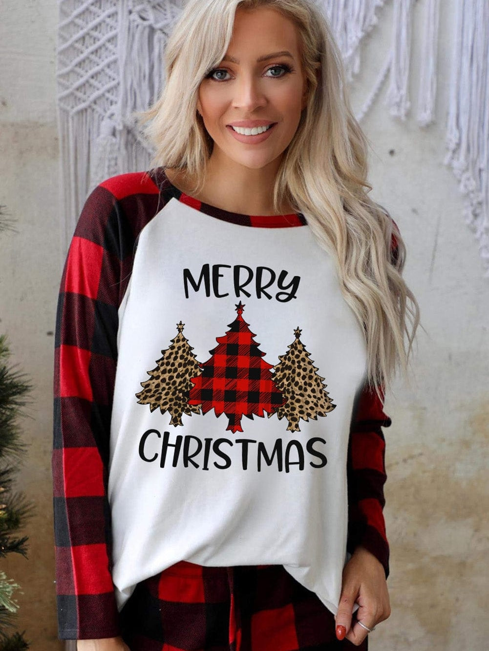 Festive Red Christmas Plaid Print Lounge Set with Tree Motif