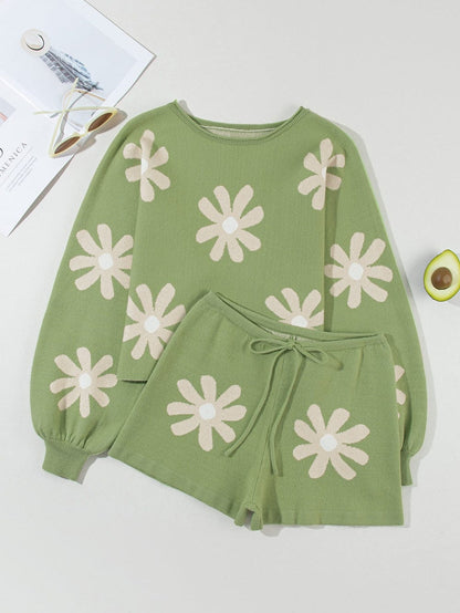 Floral Bubble Sleeve Green Knit Sweater and Shorts Ensemble