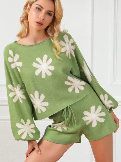 Floral Bubble Sleeve Green Knit Sweater and Shorts Ensemble