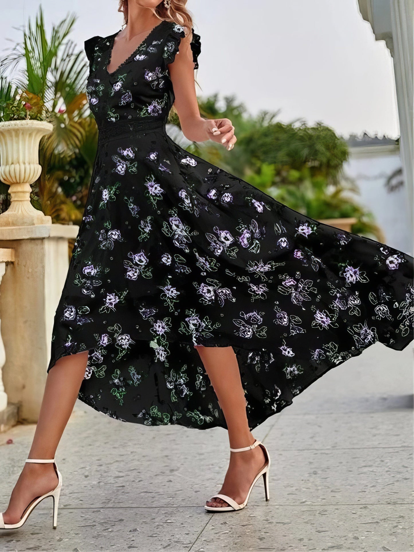 Floral Print V-Neck Sleeveless Dress