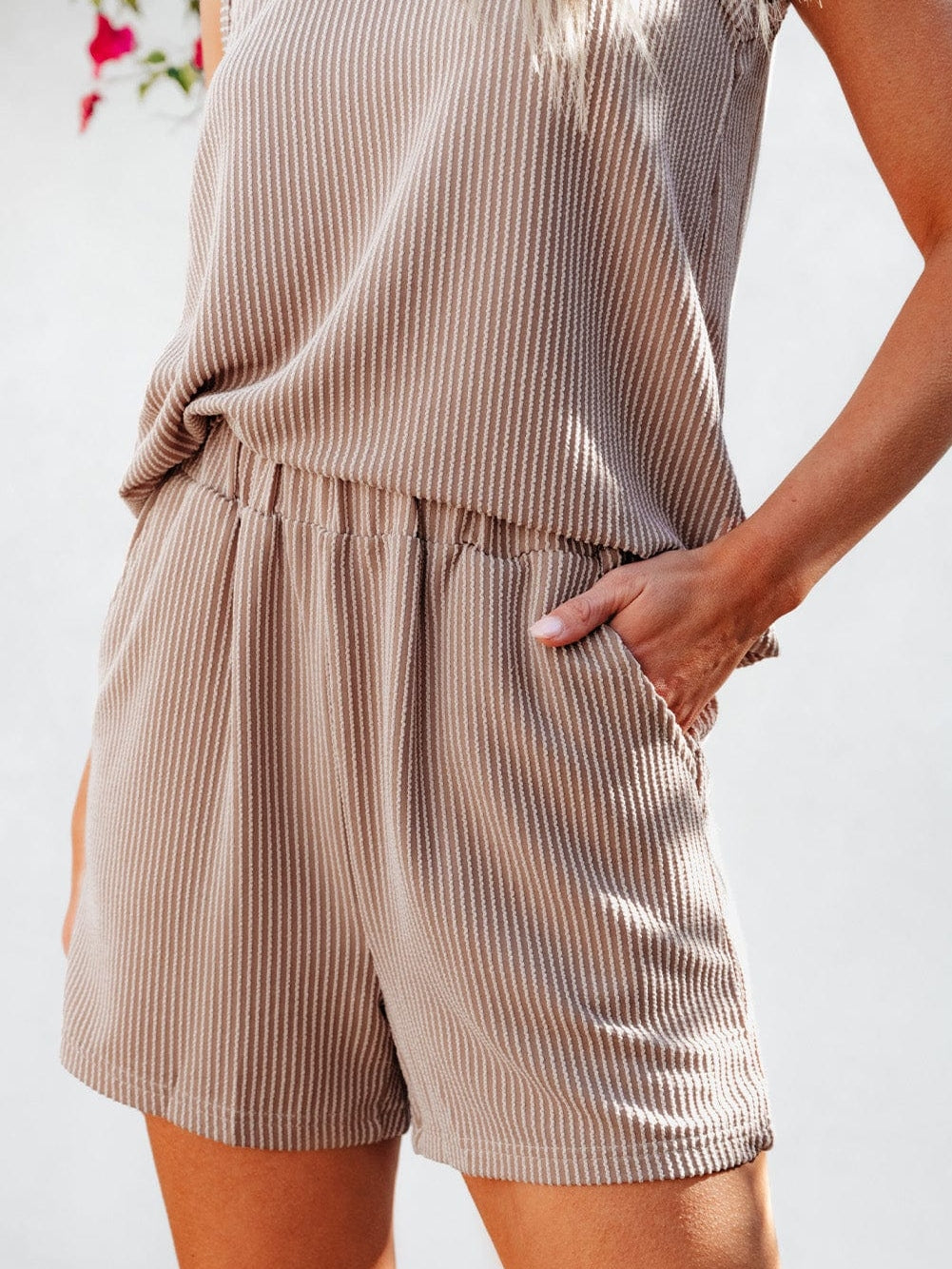 Gray Ribbed Sleeveless Top and Shorts Set with Pockets