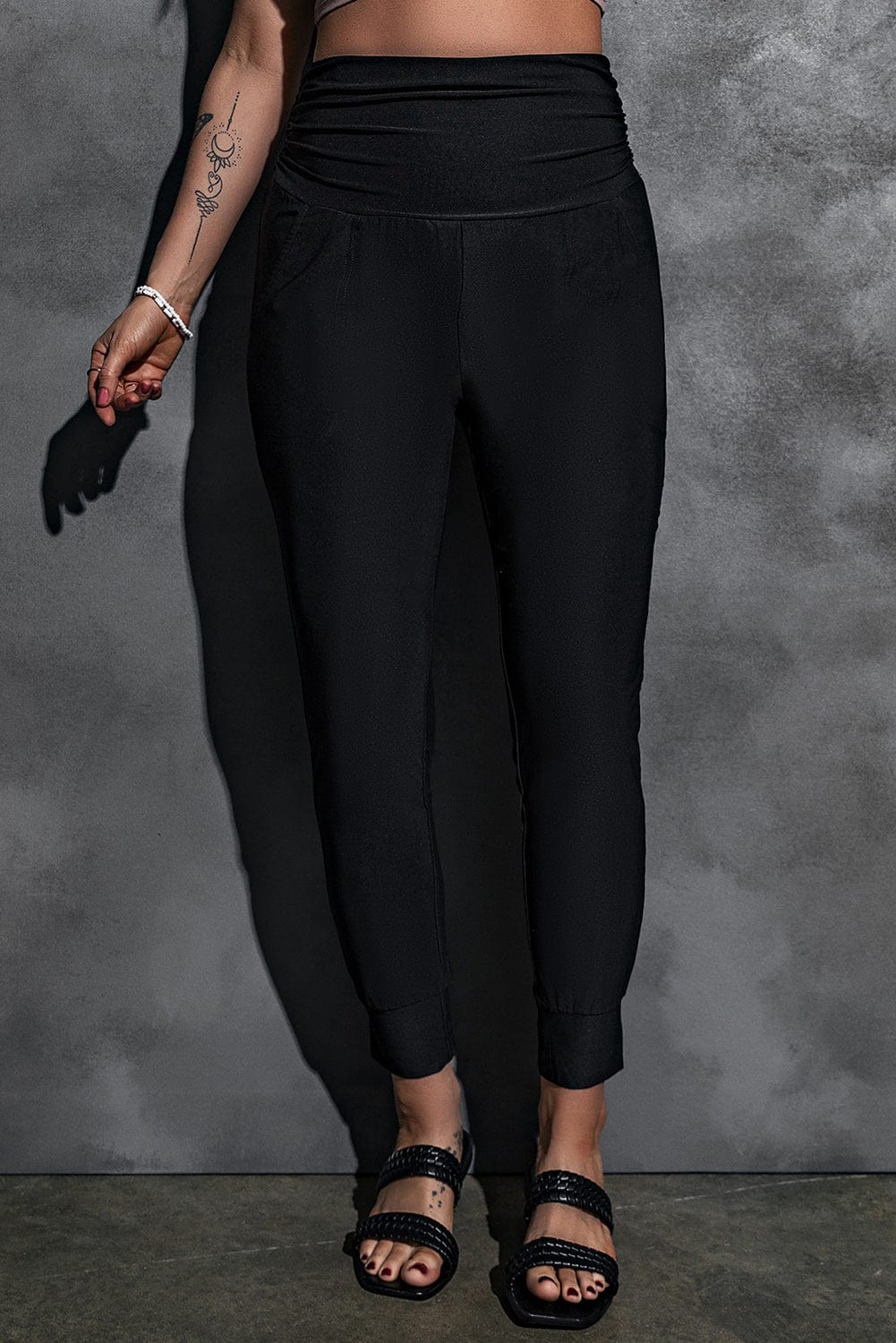 High-Rise Wide Waistband Joggers MS231013009481FS Black / S