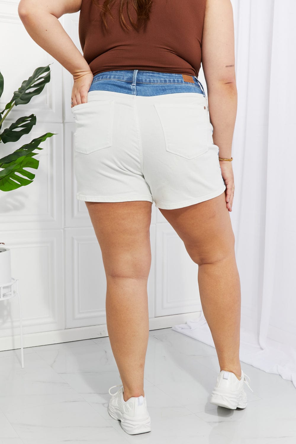 Judy Blue Desiree Full Size High Waisted Two-Tone Shorts