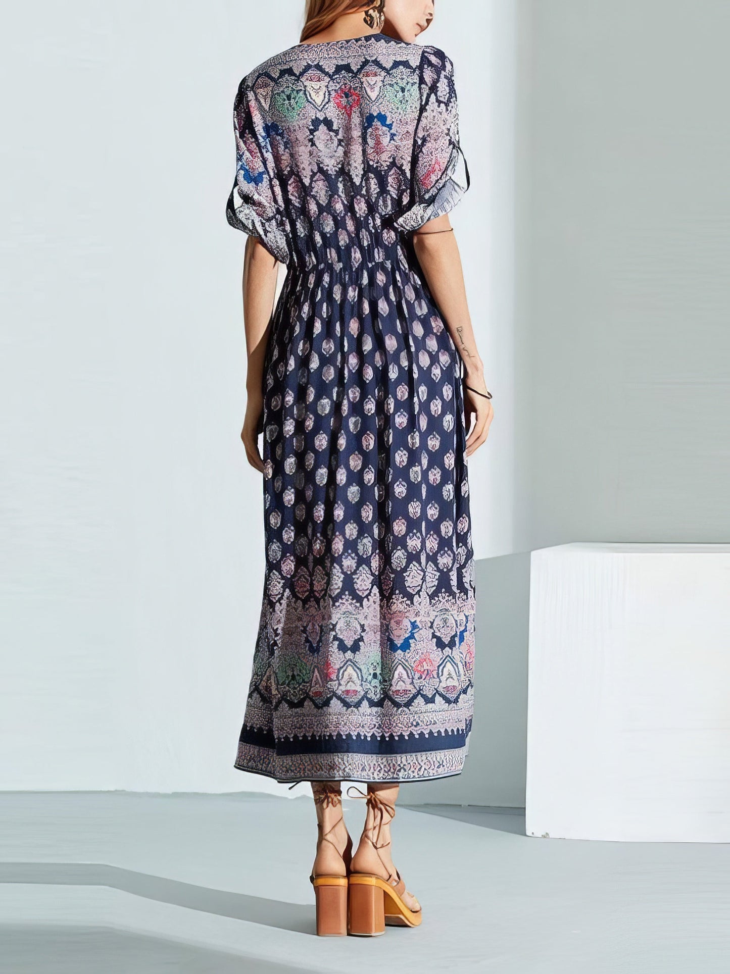 Maxi Dresses - Mid-sleeve V-neck Bohemian Long Dress - MsDressly