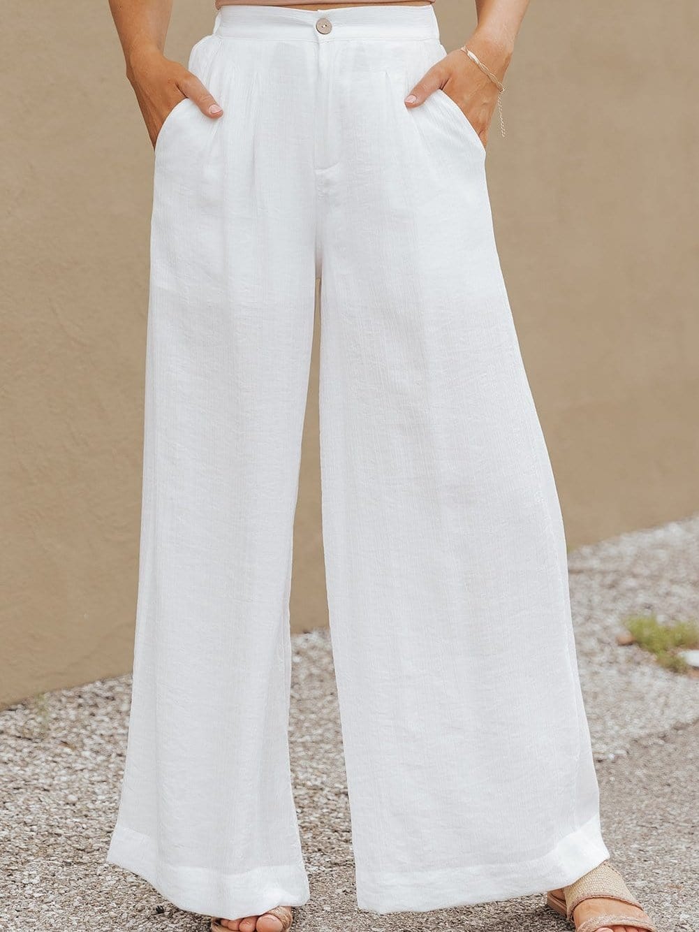 One-Shoulder Crop Top & Mopping Pants Two-Piece Suit