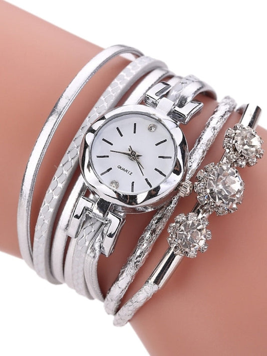 Wrist Watch Quartz Watch for Women Analog Quartz Fashion Silver Crystal Clock Quartz Watch Luxury Casual Bling Rhinestone Ladies Bracelet Alloy