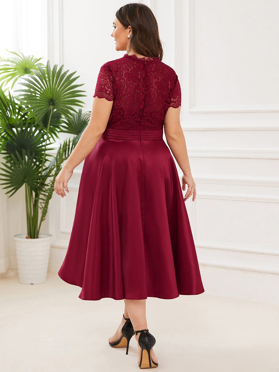 MsDresslyEP Plus Formal Dress Plus Size V-neck Lace Bodice A-line Cocktail Dress with Pockets