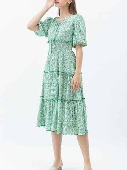 Ruffle Detail Ditsy Floral Shirred Dress In Green - LuckyFash™