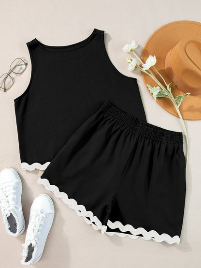 Summer Chic Black Ricrac Trim Sleeveless Tank Top and Elastic Waist Shorts Set