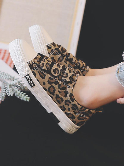 Women Leopard  Front Low Top Sneakers - LuckyFash™