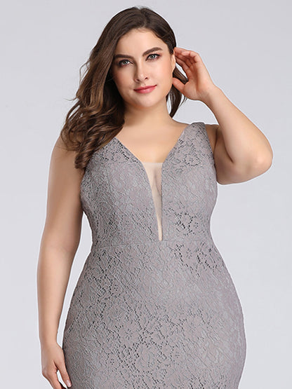 Sexy V-neck Fitted Lace Mermaid Wholesale Plus Size Evening Dress