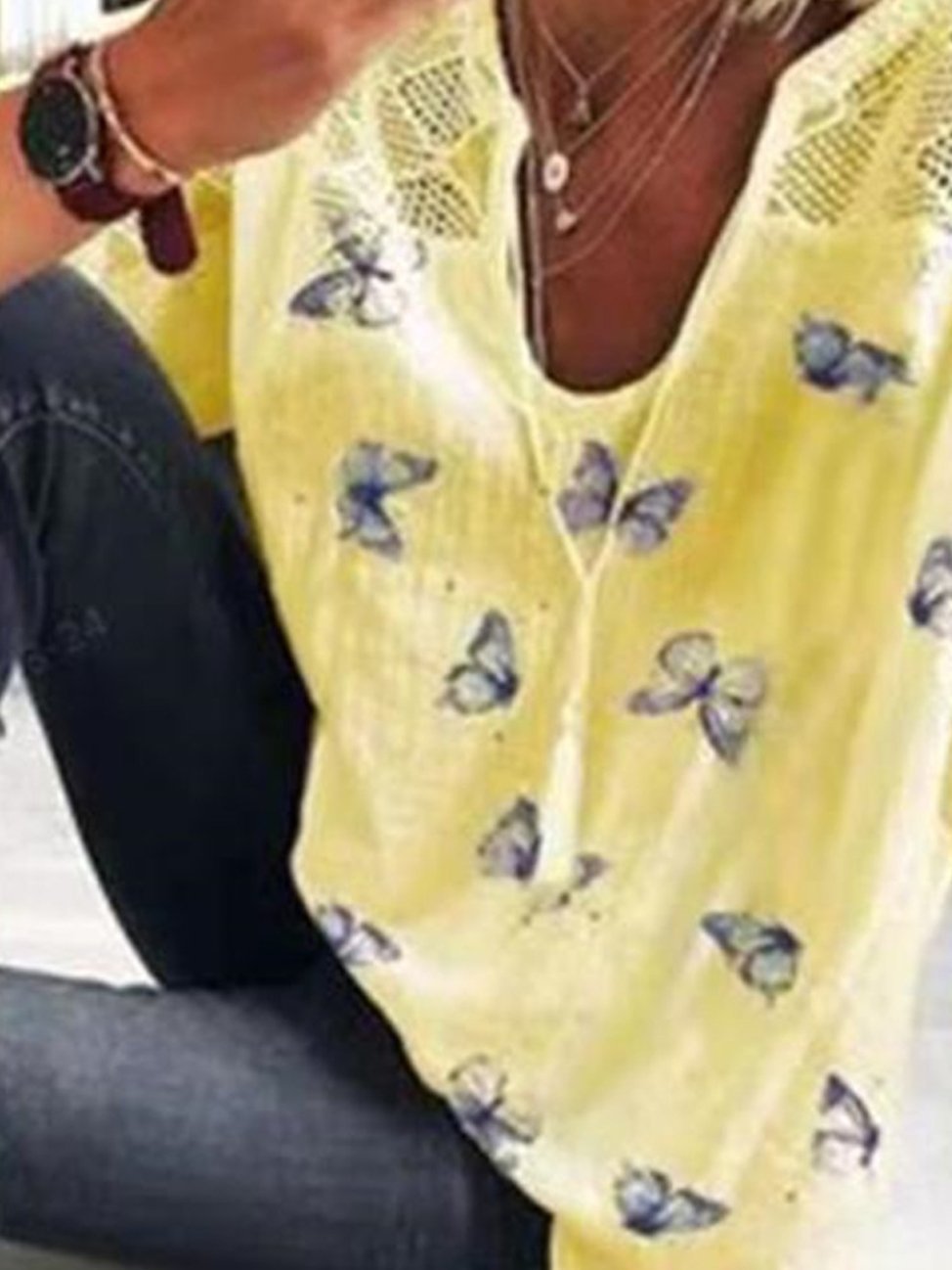 T-shirts - Casual Butterfly Printed Round Neck 3/4 Sleeve T-shirt - MsDressly