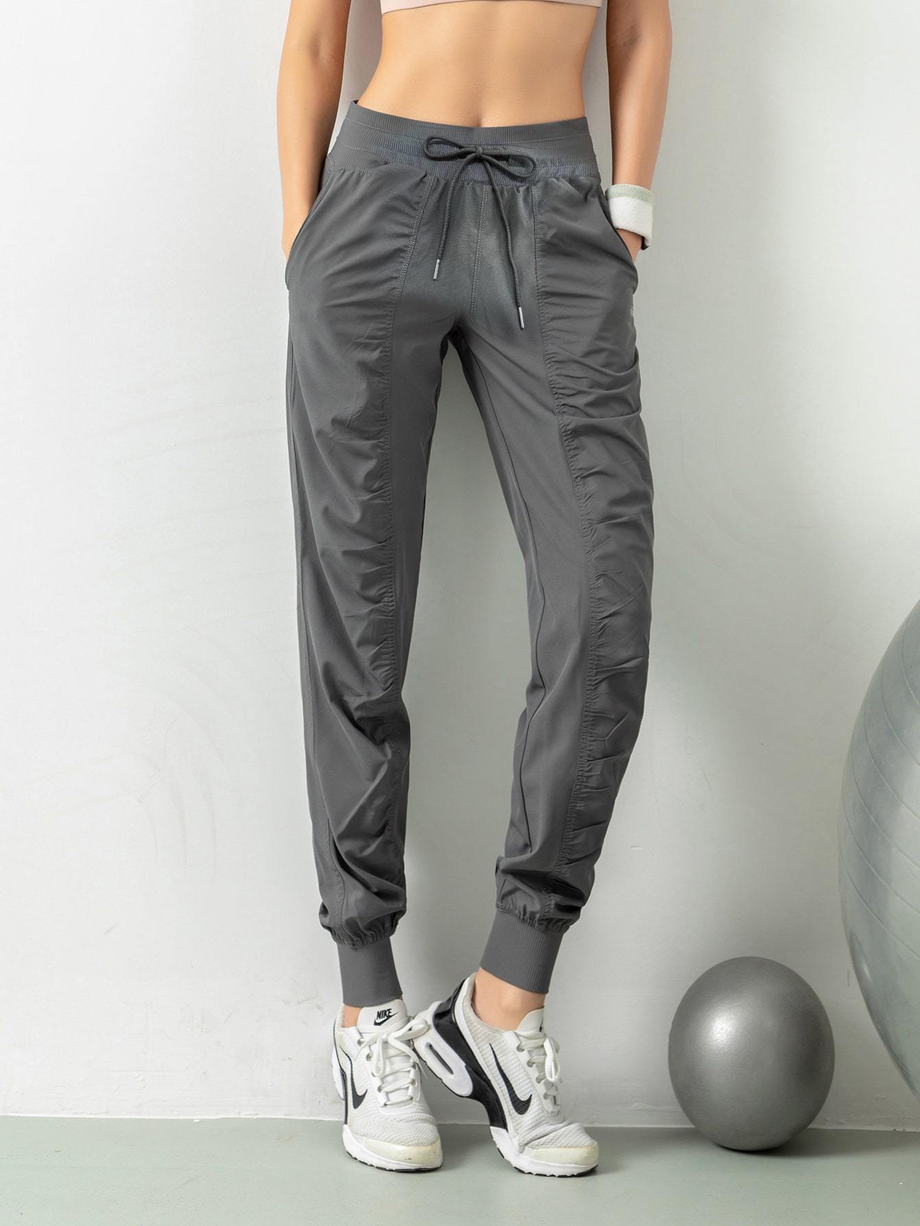 Drawstring Waist Slant Pocket Sports Pants - Activewear - INS | Online Fashion Free Shipping Clothing, Dresses, Tops, Shoes - 02/18/2021 - Activewear - Autumn