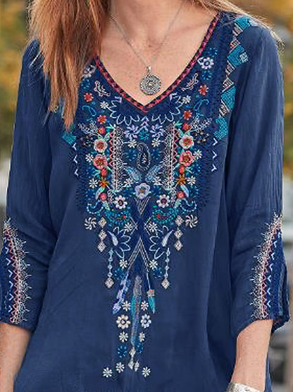 T-shirts - Embroidery Print 3/4 Sleeve V-neck Shirt - MsDressly