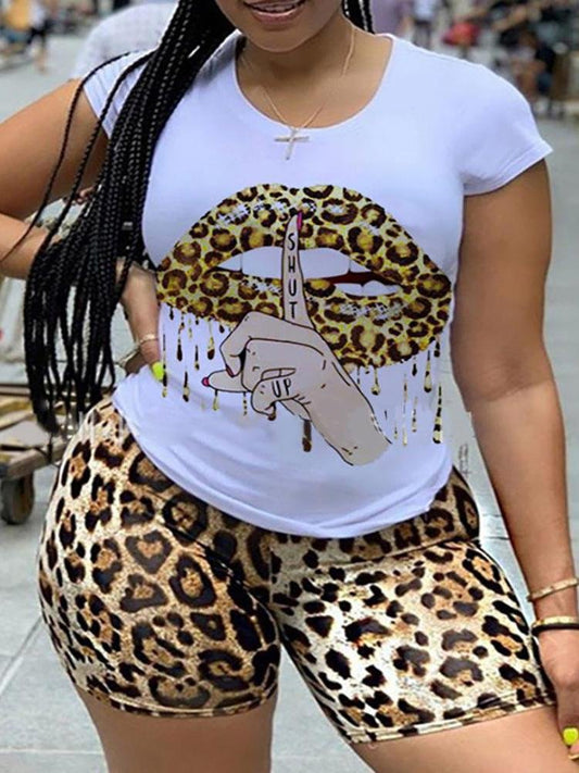 Lip Slogan Cheetah Print T-shirt & Shorts Set - Two-piece Outfits - INS | Online Fashion Free Shipping Clothing, Dresses, Tops, Shoes - 05/05/2021 - Category_Two-piece Outfits - Color_Leopard