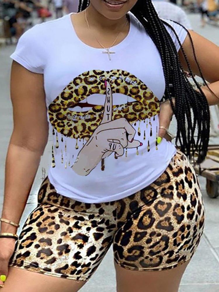 Lip Slogan Cheetah Print T-shirt & Shorts Set - Two-piece Outfits - INS | Online Fashion Free Shipping Clothing, Dresses, Tops, Shoes - 05/05/2021 - Category_Two-piece Outfits - Color_Leopard