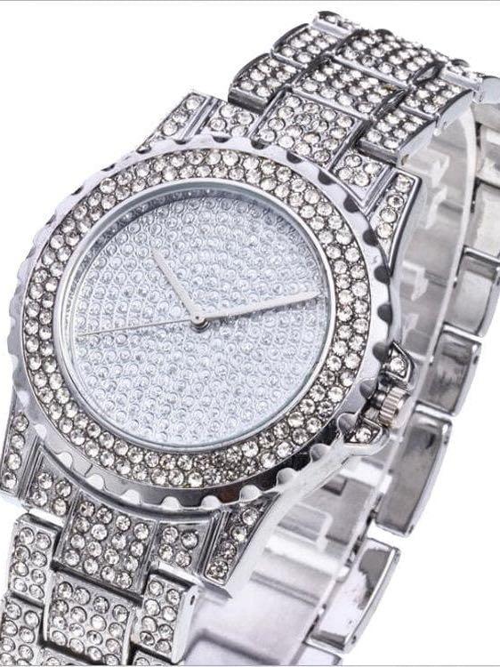 Women Elegant Diamond-studded Quartz Watch - LuckyFash™