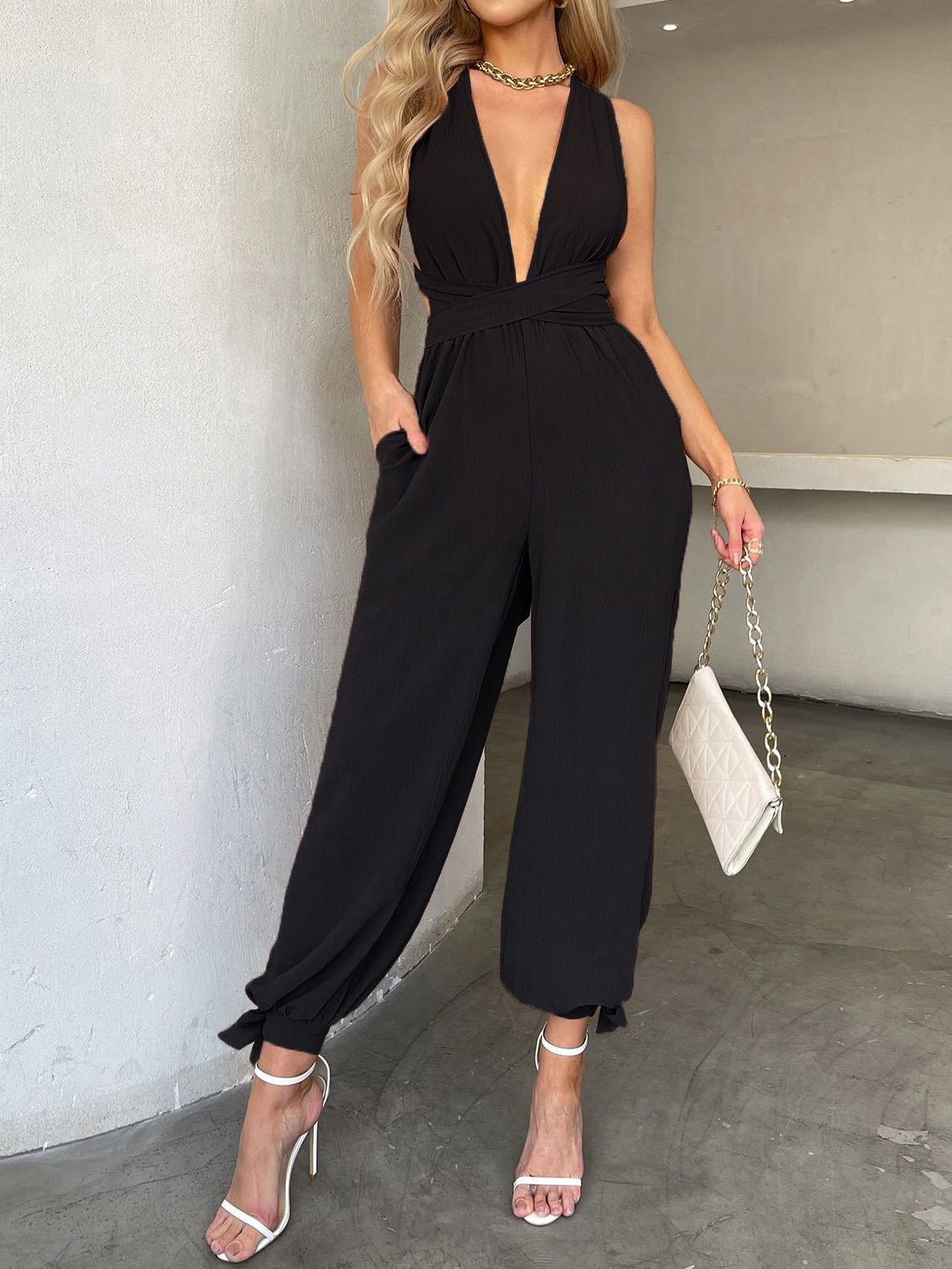 Women's Jumpsuits Casual Deep V Backless Pocket Jumpsuit - Jumpsuits - Instastyled | Online Fashion Free Shipping Clothing, Dresses, Tops, Shoes - 27/07/2022 - 40-50 - bottoms